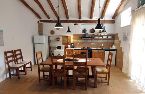 Llampaies Cottage | Cottage La Pallissa 3 bedr.130 m2, 9 people Shared Pool Barbecue SAT TV
