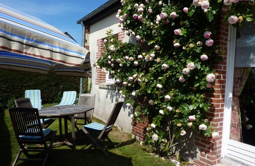 Colleville-sur-Mer House | Cottage les Hortensias ideal for discovering the D-Day landing beaches