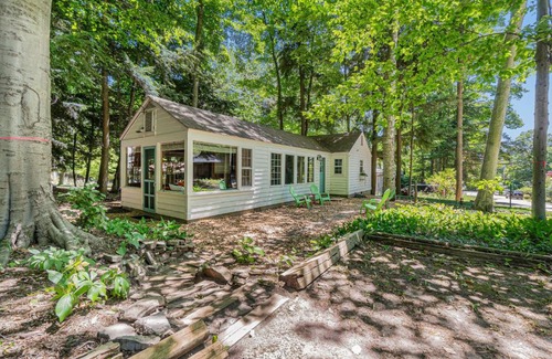 Lake Township House | Cottage Living