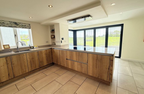 Grange-over-Sands Cottage | Cottage near Lake Windermere