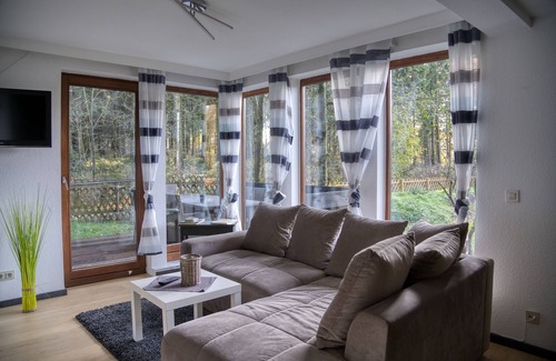 Clausthal-Zellerfeld House | Cottage on the forest lake