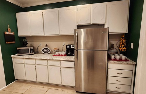 Augusta Cottage | Cottage on Greene Street in Olde Town Augusta - walk to downtown