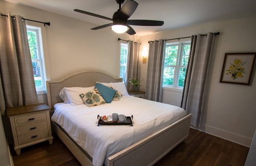 Ashland Cottage | Cottage on Lake Superior. Private Beaches.