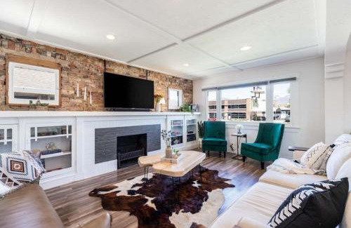 People's Freeway House | Cottage on Main Only Minutes to Downtown SLC