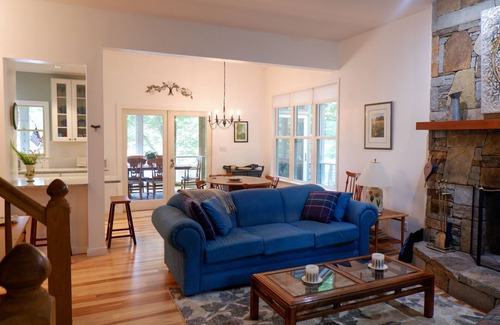 Cullowhee House | Cottage on the Point