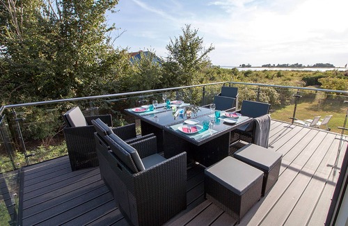 Fehmarn House | Cottage overlooking the Baltic Sea. Ideal for families and water sports!