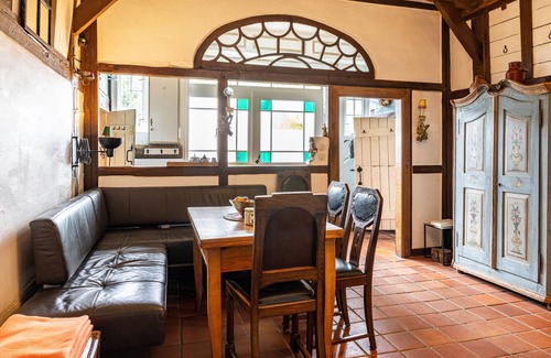 Kuden Cottage | Cottage 'Reetdachhaus Bischoff' with Private Terrace, Private Garden and Wi-Fi