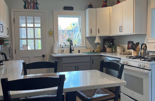 North Scituate House | Cottage retreat on tidal pond, steps to the beach