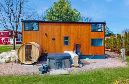 Malletts Bay Hotel | Cottage Retreat