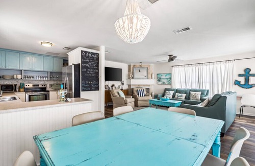 Crescent Beach House | Cottage Seas | Steps To The Beach | Dogs Allowed!