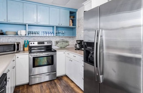 Crescent Beach House | Cottage Seas Gulf view home just steps From the Beach! Great Pricing!