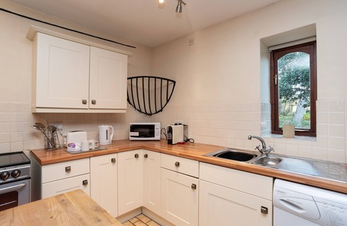 Cromer Cottage | Cottage standard private bathroom The Stable