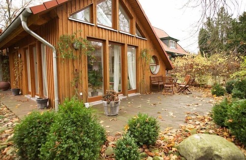 Worpswede House | Cottage under the chestnuts in the quiet resort of Worpswede
