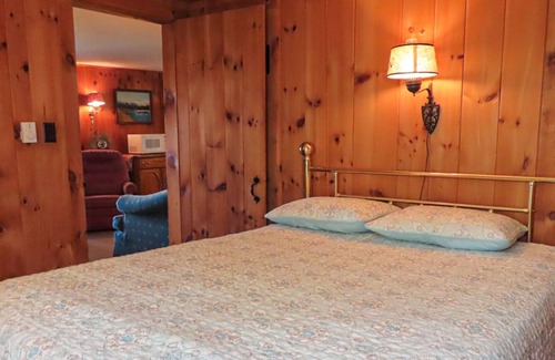 Meredith Cottage | Cottage with beach access, a fireplace, yard, grill, cable & golf nearby