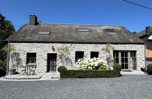 Vaux-sur-Sure House | CottageChristine