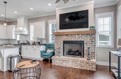 Guntersville Cottage | Cottages at Gunters Landing