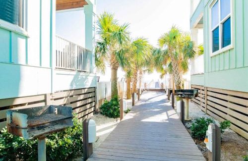 Orange Beach House | Cottages at Romar - Sea La Vie