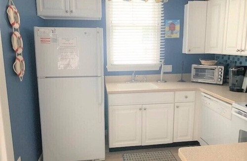 Summer Village Cottage | Cottages at Summer Village, fully furnished cottage, Wi-fi, heated pools, hot tub