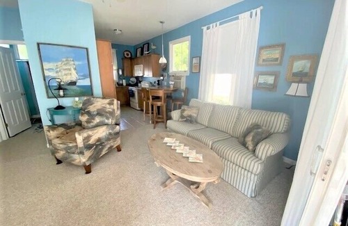 Summer Village Cottage | Cottages at Summer Village, fully furnished cottage, Wi-fi, heated pools, hot tub