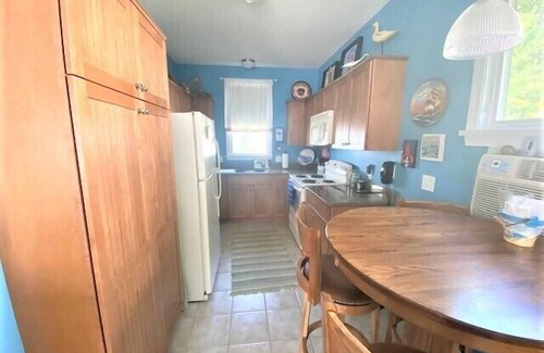 Summer Village Cottage | Cottages at Summer Village, fully furnished cottage, Wi-fi, heated pools, hot tub