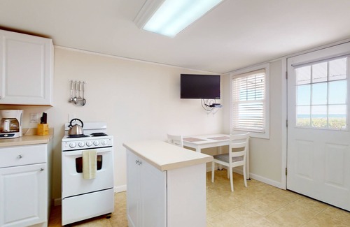 Old Orchard Beach Cottage | Cottages By The Sea #2 by Bayley Vacation Rentals