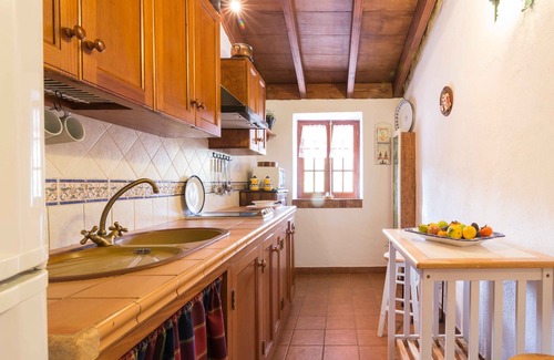 Tejina Villa | Cottages in the countryside with pool 2 km from the beach for large groups