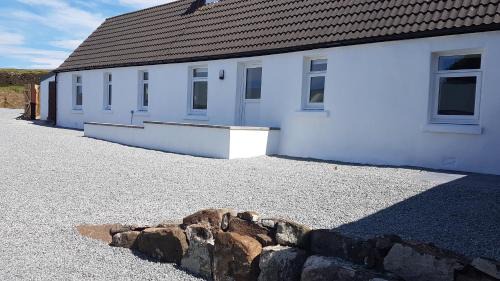 Suladale House | Cottages Lyndale Farm