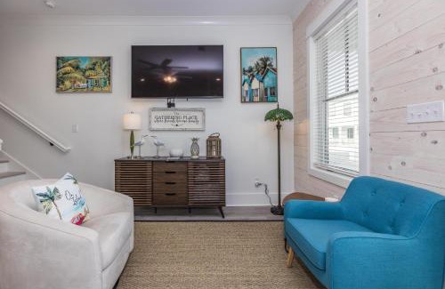 Orange Beach House | Cottages of Tannin 11