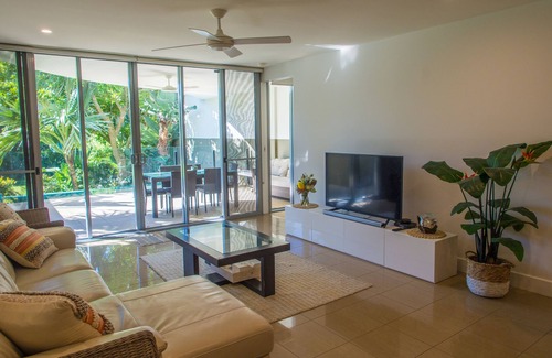 Casuarina Resort | Cotton Beach - Beachfront Villa w/Private Pool - Paradise Casuarina