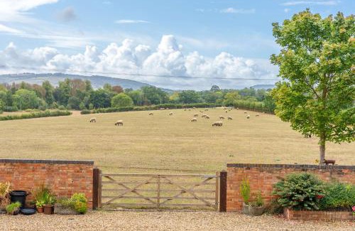 Mangotsfield House | Cotton Farm Estate - 4 Cottages Sleeps 16