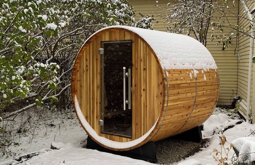 Shelburne Cottage | Cottontail Cottage with SAUNA and Fireplace
