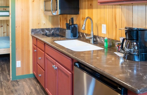 West Glacier Cabin | Cottonwood Studio Cabin