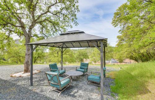 Coulterville House | Coulterville Home with Gazebo Near Lakes and Hiking!