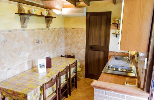 Zona XXVI Castel di Decima House | Country Apartments