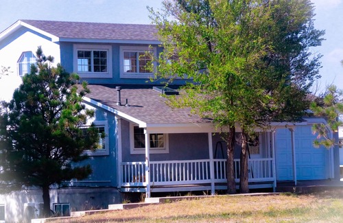 Fountain House | Country Barn House