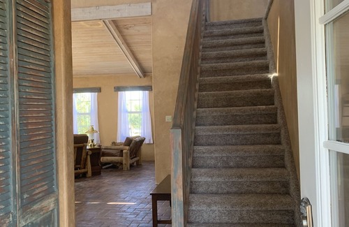 Fountain House | Country Barn House