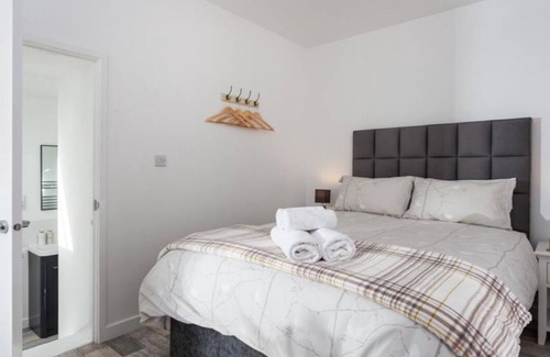 Saint Erth Praze House | Country Barn/Parking/Wifi/Outdoor Space, Nr Beaches, St Ives, Marazion & Hayle