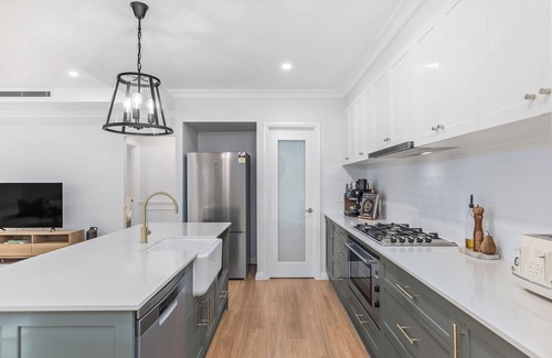 Moss Vale House | Country Charming. Enjoy your morning coffee with our cow neighbours!