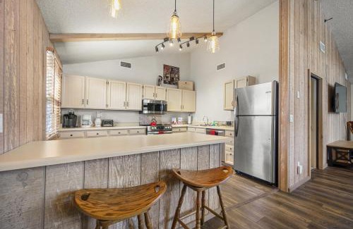 Flagstaff House | Country Club Flagstaff home with view of Golf Course