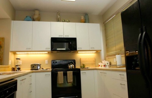 Whitney Beach House | Country Club Long Boat Key Beach Villa 2B 3BA PoolnNo Hurricane Damage