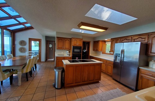Lost Bridge Village House | Country Club- Panoramic Lakeview & Access-Close to Boat Ramp!