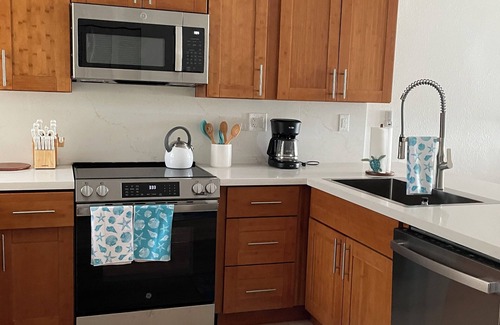 Keauhou Condo | Country Club Villas GEM! #239 NEW LISTING Ocean View AC No Stairs