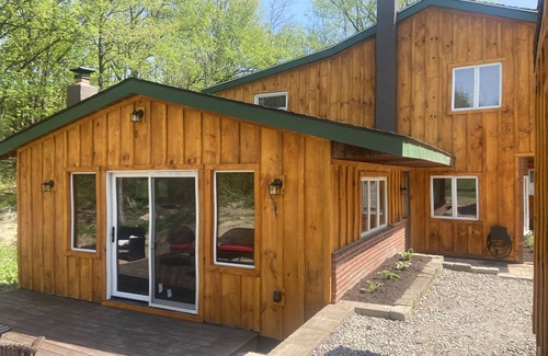 LaFayette House | Country Cottage Finger Lakes Region Destination Getaway