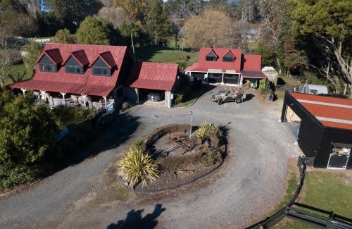 Ngongotaha House | Country Cottage Rotorua