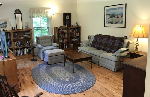 Brooksville House | Country Cottage with Gardens