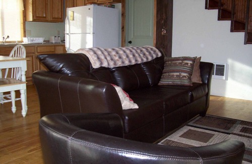 Emigrant Cottage | Country Cottage (Yellowstone 20 min. away) Secluded - Wi-Fi (sleeps 4-6)