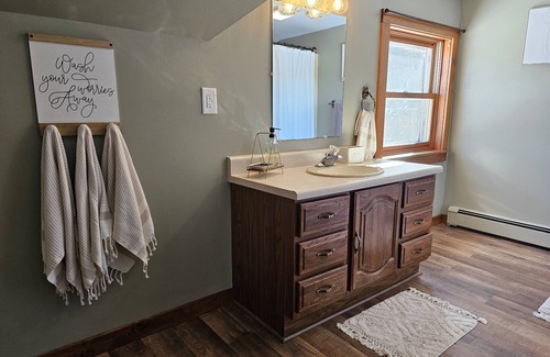 Fremont Other | Country Farmhouse Experience Near Boat Launch & ATV Trails