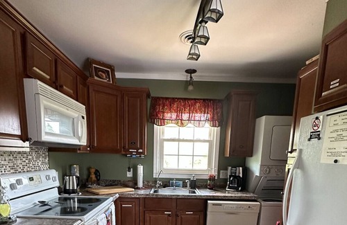 Easley Apartment | Country Getaway near the Appalachian Mountains