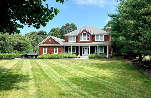 Southold House | Country Haven, Modern & Spacious - Wineries & Beach