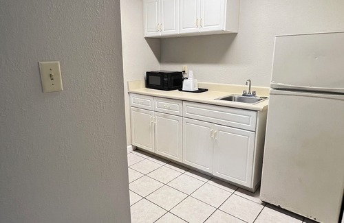 Gracewood Hotel | Country Hearth Inn & Suites Augusta